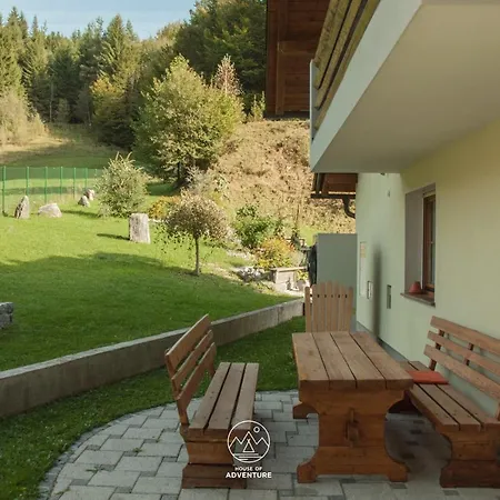 House Of Adventure - The Base To Explore Slovenia * לאזה וה טוהינג'ו