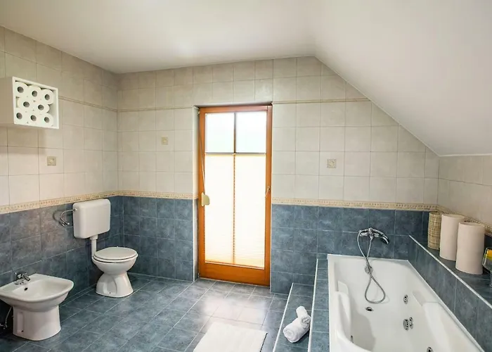 House Of Adventure - The Base To Explore Slovenia * Laze v Tuhinju